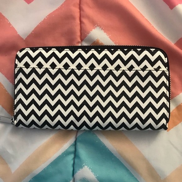 Charming Charlie Black and White Sparkled Wallet - Picture 2 of 2